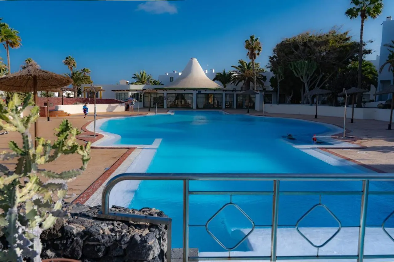 Cozzy Apartment Con Vista Al Mar contacts